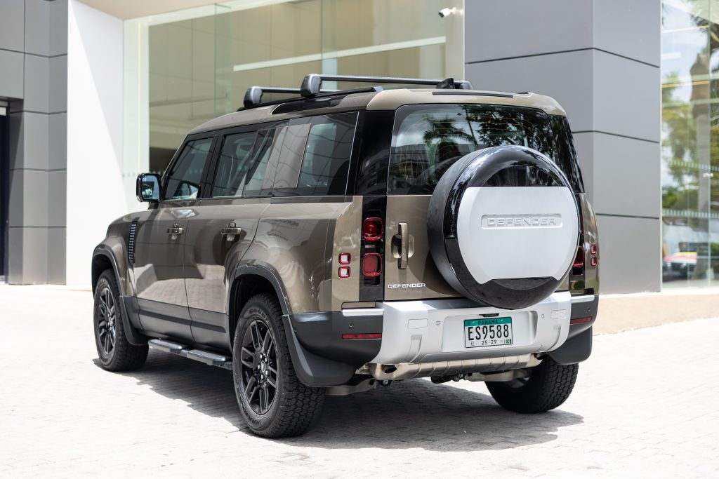 Defender 110 S | Godwana Stone