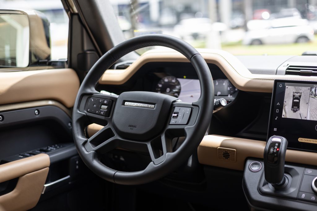 Defender 110 S | Godwana Stone