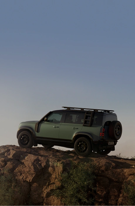 DEFENDER TROPHY EDITION