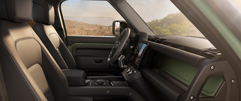 DEFENDER TROPHY EDITION