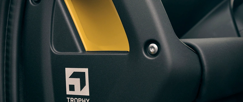 DEFENDER TROPHY EDITION