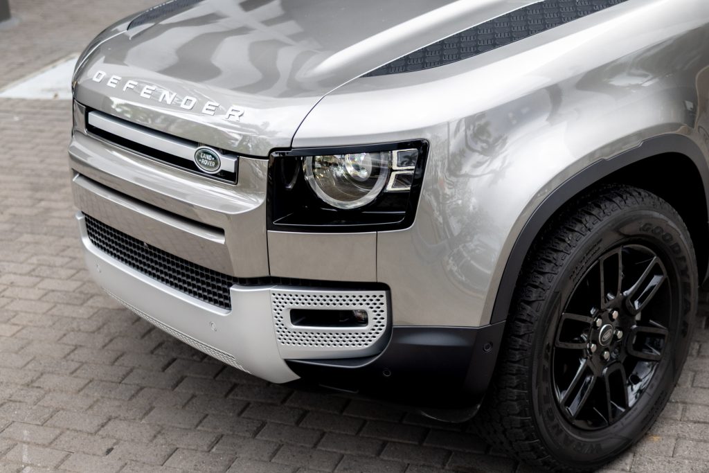 Defender 110 S | Silicon Silver