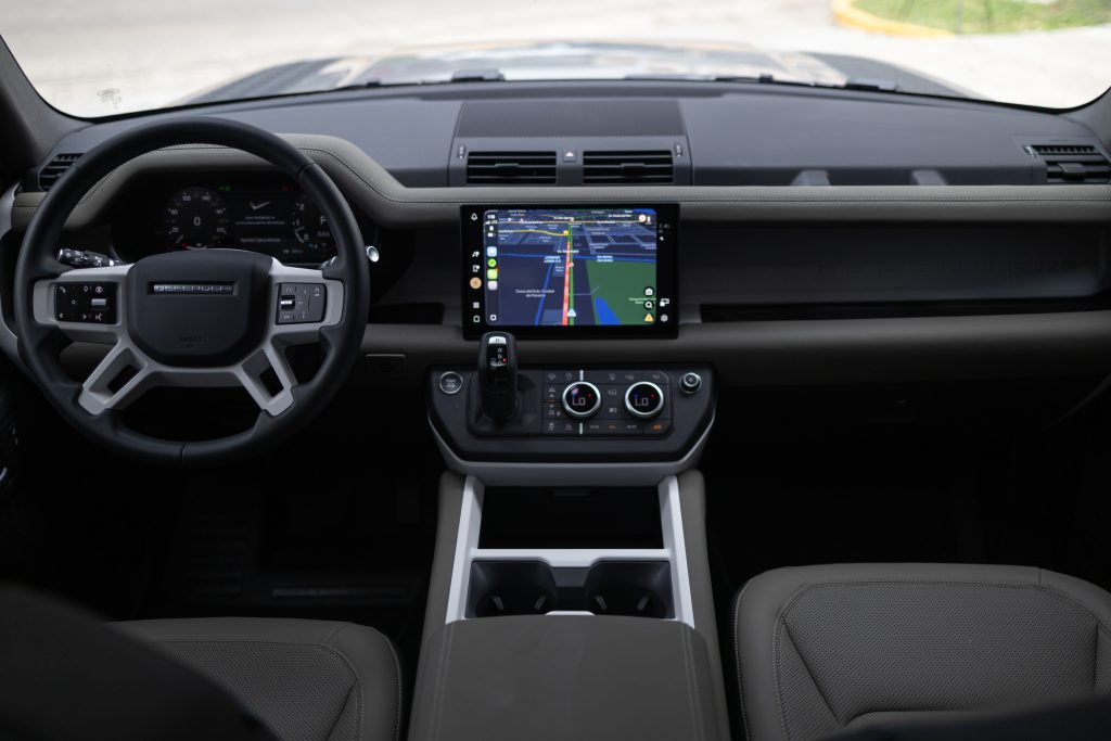 Defender 110 S | Silicon Silver