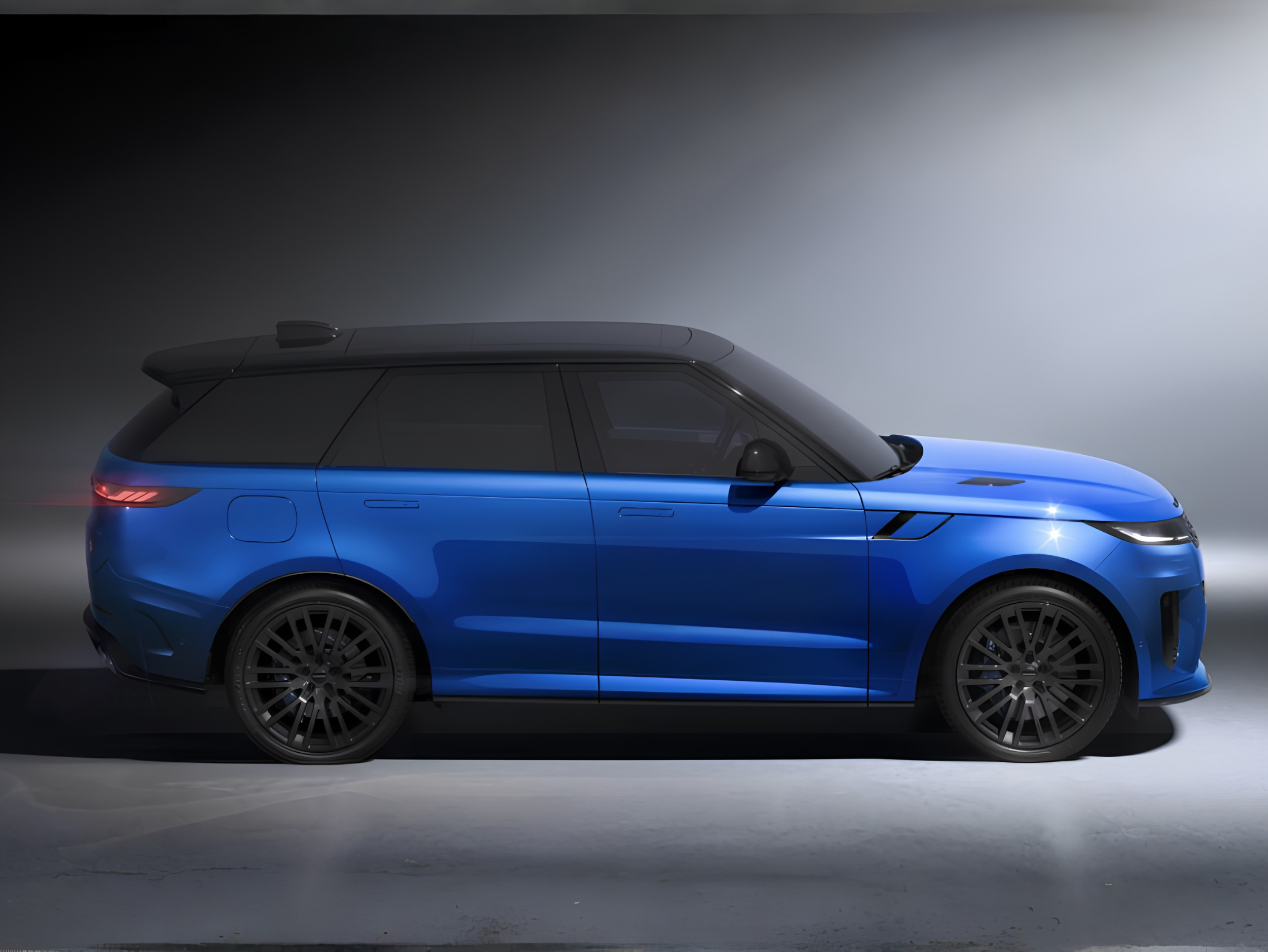 Range Rover Sport SV Ultimate Edition - SUV de lujo con motor V8 biturbo de 635 PS