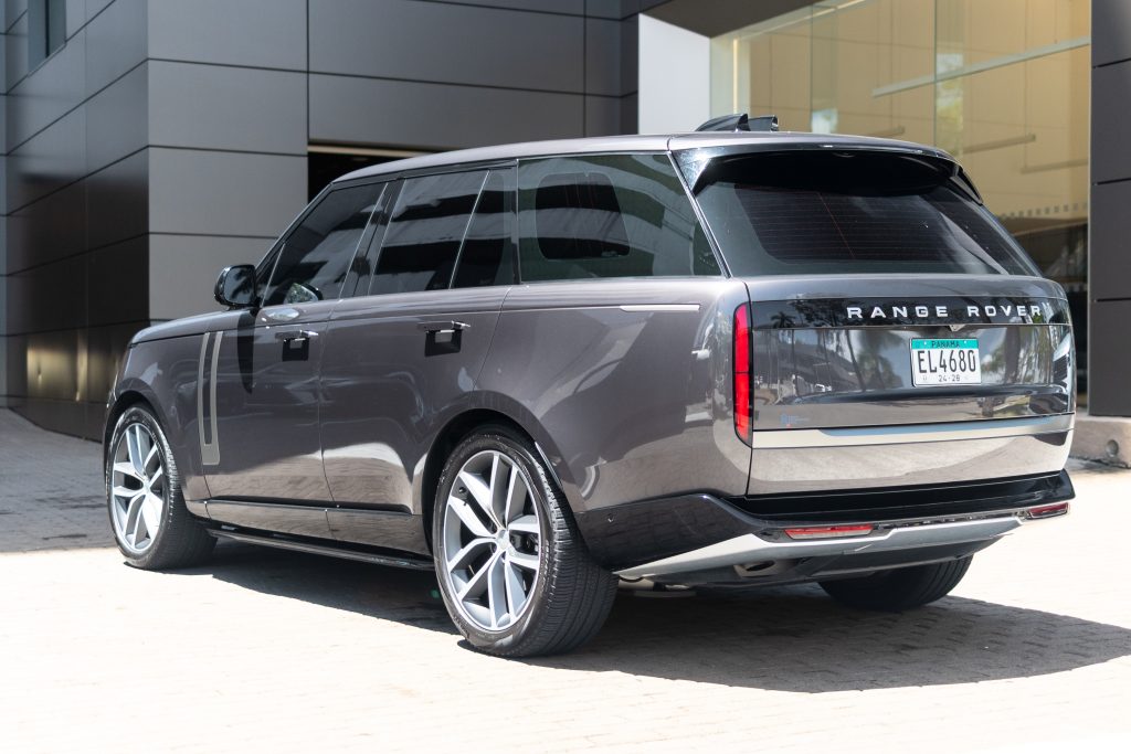 Range Rover HSE | Charente Grey