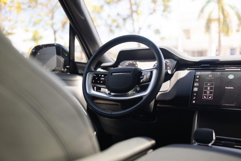 Range Rover HSE | Charente Grey