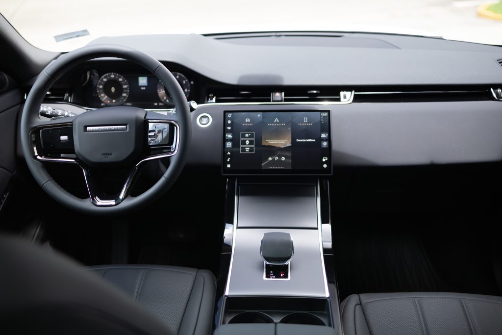 Range Rover Evoque | Ostuni Pearl White