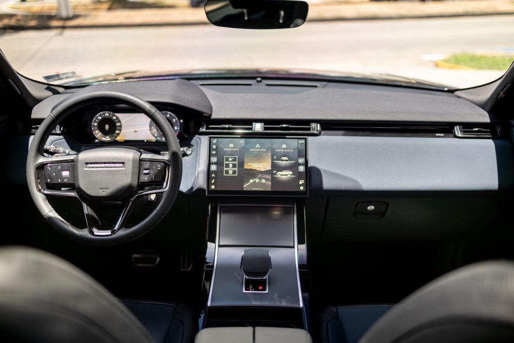Range Rover Velar | Santorini Black