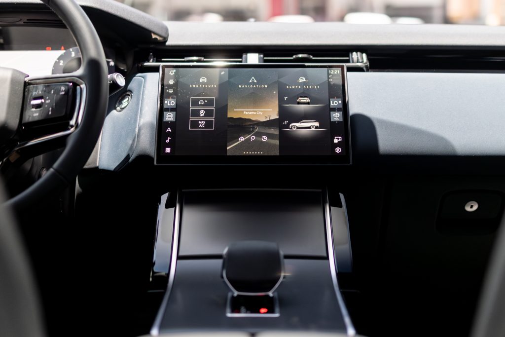 Range Rover Velar | Santorini Black