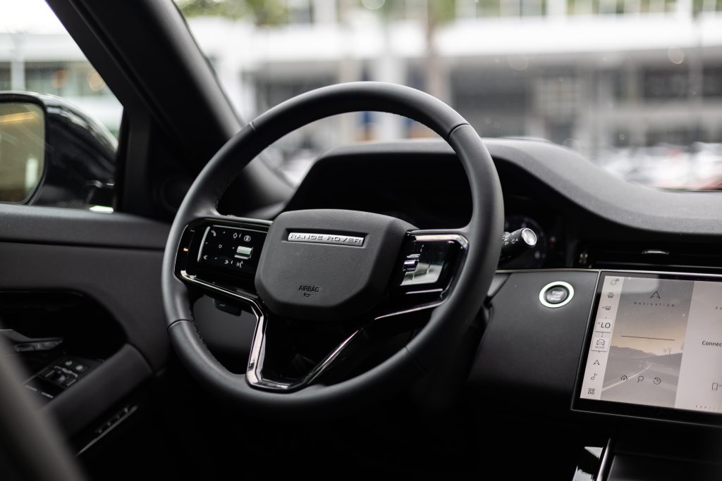 Range Rover Evoque | Seoul Pearl Silver
