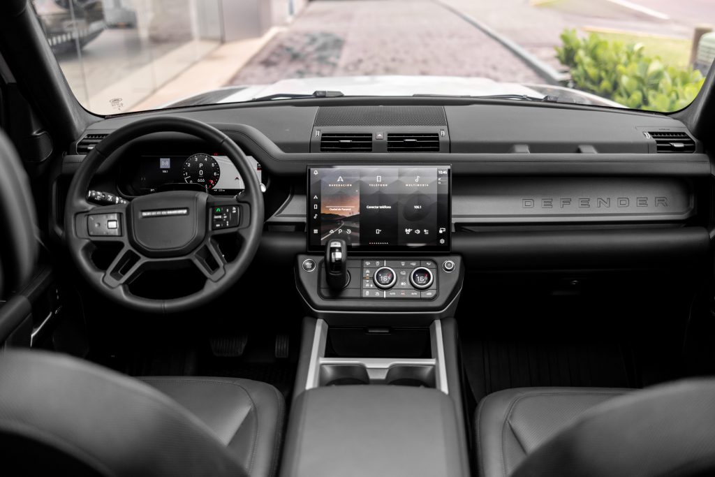 Defender 130 HSE | Borasco Grey