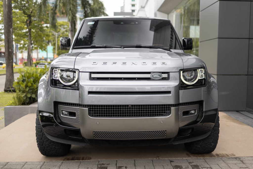 Defender 90 SE | Eiger Grey