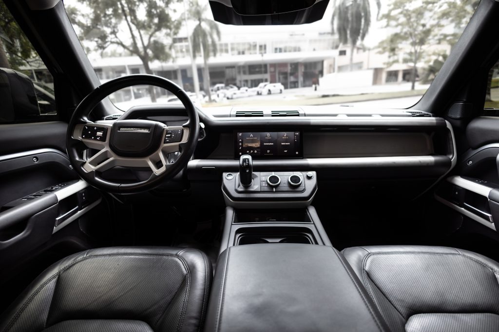Defender 110 SE | Eiger Grey